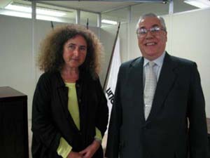 Eva Egron Polack e Prof.  Dr. José Carlos Souza Trindade, Reitor da Unesp